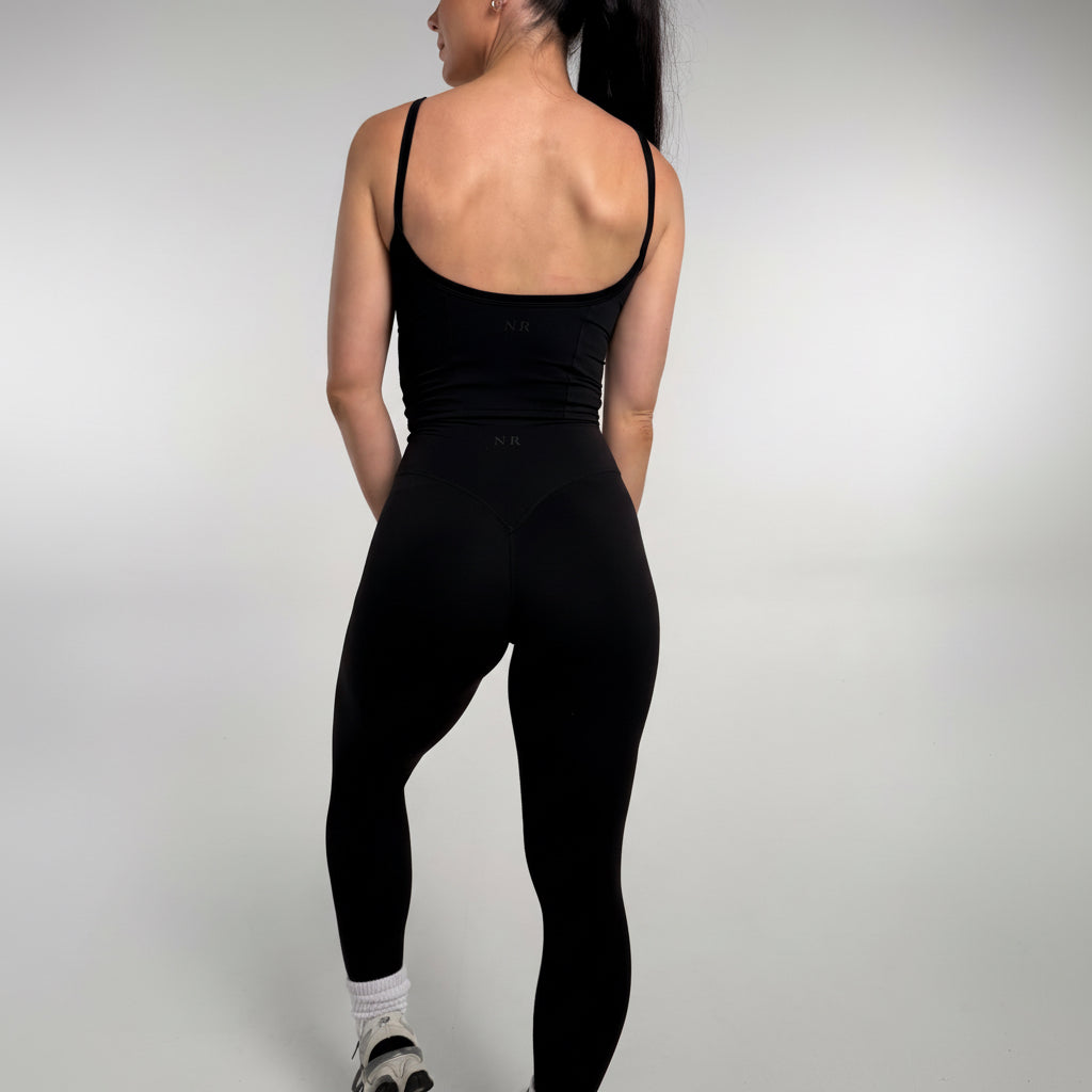 Active girl in the NR tight and the Zuri tank. Made from our premium brushed Noa fabric